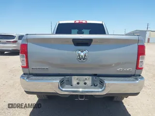 2023 Ram 2500 Big Horn z VIN 3C6UR5DL1PG654074, wystawiony jako IAAI lot #42255020 z przebiegiem 67 732 mil mil oraz . Historia ofert i sprzedaży dostępna na DreamBid. Obrazek 16.