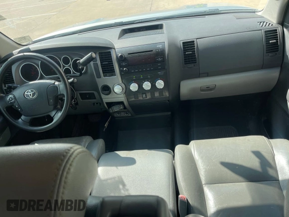 2012 Toyota Tundra z VIN 5TFRM5F10CX040423, wystawiony jako Copart lot #63373535 z przebiegiem 258 090 mil mil oraz Czysty tytuł • Clean title. Historia ofert i sprzedaży dostępna na DreamBid. Obrazek 9.