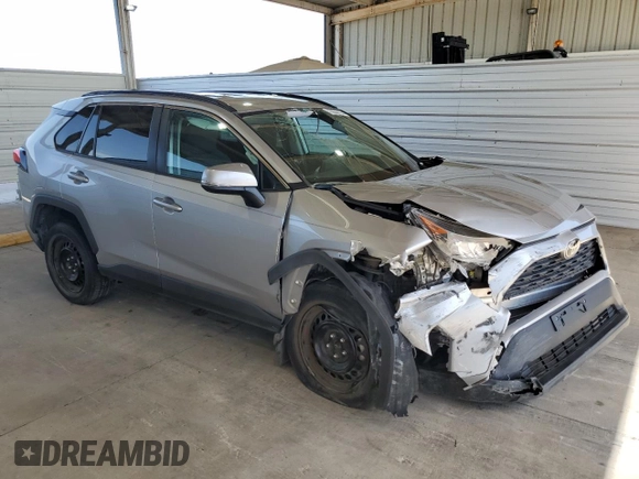 2020 Toyota RAV4 LE with VIN 2T3K1RFVXLC034798, listed as a Copart auction lot 59742644 with 42,011 mi miles and Clean Title. Bid and sale history available at DreamBid. Image 4.