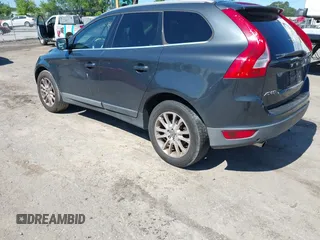 2010 Volvo XC60 3.0T с VIN YV4992DZ6A2034531, выставлен на аукционе IAAI как лот 42189423 с пробегом 256 201 миль миль и . История ставок и продаж доступна на DreamBid. Изображение 3.