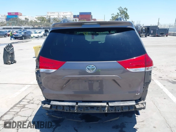 2011 Toyota Sienna LE AAS with VIN 5TDKK3DC3BS049461, listed as a IAAI auction lot 42629071 with 122,023 mi miles and . Bid and sale history available at DreamBid. Image 17.