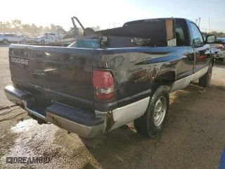 2001 Dodge Ram 1500 with VIN 1B7HC16Z21S719200, listed as a Copart auction lot 75506184 with 163,067 mi miles and Salvage Title. Bid and sale history available at carsss.com. Image 3.
