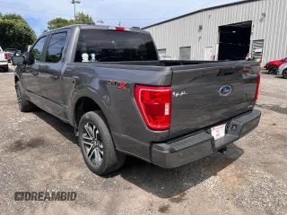 2023 Ford F-150 XL z VIN 1FTEW1CP3PKE71240, wystawiony jako Copart lot #62173635 z przebiegiem 22 368 mil mil oraz Czysty tytuł • Clean title. Historia ofert i sprzedaży dostępna na DreamBid. Obrazek 4.