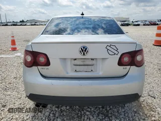 2008 Volkswagen Jetta SE with VIN 3VWRM71K48M144404, listed as a Copart auction lot 56197825 with 135,012 mi miles and Salvage title. Bid and sale history available at DreamBid. Image 6.