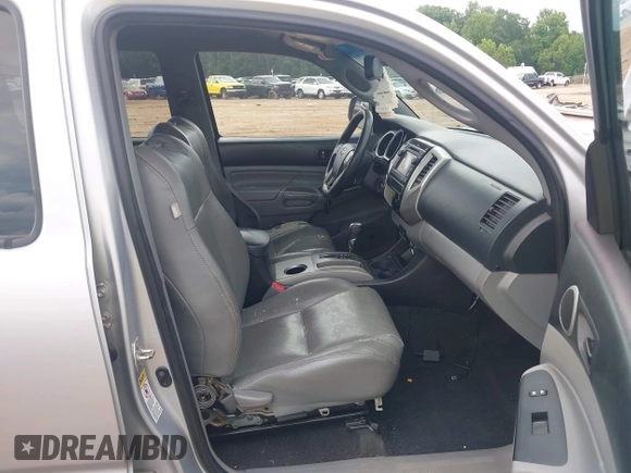 2012 Toyota Tacoma with VIN 3TMMU4FN2CM046933, listed as a IAAI auction lot 42512293 with 221,714 mi miles and . Bid and sale history available at DreamBid. Image 5.