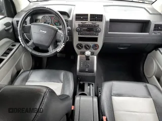 2007 Jeep Compass Limited with VIN 1J8FF57W57D286312, listed as a Copart auction lot 52207175 with 150,780 mi miles and Salvage Title. Bid and sale history available at carsss.com. Image 8.