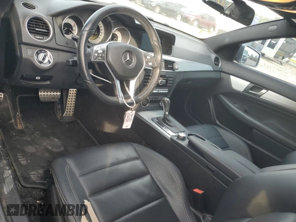 2012 Mercedes-Benz C 250 с VIN WDDGJ4HB3CF739542, выставлен на аукционе Copart как лот 62375505 с пробегом 139 214 миль миль и Списание • Salvage title. История ставок и продаж доступна на DreamBid. Изображение 8.