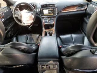 2017 Lincoln Continental Livery with VIN 1LN6L9HK0H5624127, listed as a Copart auction lot 75727474 with 316,583 mi miles and Salvage Title. Bid and sale history available at carsss.com. Image 8.