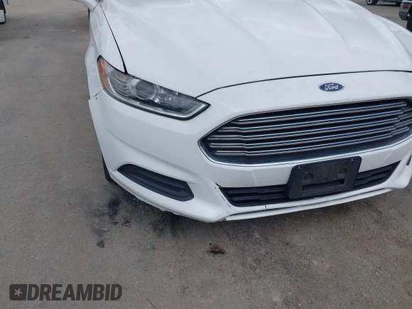 2013 Ford Fusion SE Hybrid with VIN 3FA6P0LUXDR328784, listed as a IAAI auction lot 42231399 with 169,462 mi miles and . Bid and sale history available at carsss.com. Image 6.