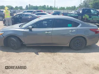 2018 Nissan Altima SV with VIN 1N4AL3AP9JC245829, listed as a IAAI auction lot 42129170 with 54,395 mi miles and . Bid and sale history available at carsss.com. Image 14.