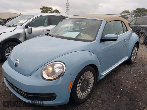 2015 Volkswagen Beetle 1.8T w/Tech with VIN 3VW517AT9FM802294, listed as a IAAI auction lot 41516005 with 110,184 mi miles and . Bid and sale history available at DreamBid. Image 17.