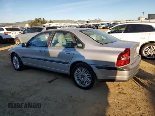 2000 Volvo S80 with VIN YV1TS90DXY1126266, listed as a Copart auction lot 87338104 with 87,573 mi miles and Clean Title. Bid and sale history available at carsss.com. Image 2.