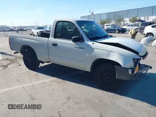 1998 Toyota Tacoma with VIN 4TANL42NXWZ117050, listed as a IAAI auction lot 41872096 with 333,863 mi miles. Bid and sale history available at carsss.com. Image 1.