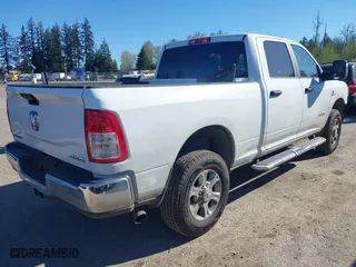 2024 Ram 2500 Lone Star with VIN 3C6UR5DL9RG303433, listed as a IAAI auction lot 42046073 with 32,264 mi miles. Bid and sale history available at carsss.com. Image 4.