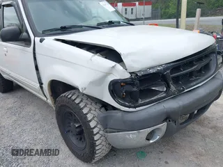 1999 Ford Explorer XLT z VIN 1FMZU34E1XZA39121, wystawiony jako IAAI lot #42107728 z przebiegiem 194 374 mil mil oraz . Historia ofert i sprzedaży dostępna na DreamBid. Obrazek 6.