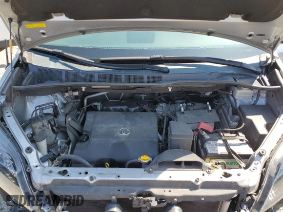 2014 Toyota Sienna SE z VIN 5TDXK3DC1ES457564, wystawiony jako Copart lot #59390205 z przebiegiem 131 090 mil mil oraz Szkoda całkowita • Salvage title. Historia ofert i sprzedaży dostępna na DreamBid. Obrazek 12.