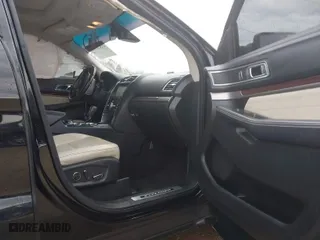 2017 Ford Explorer Platinum with VIN 1FM5K8HT9HGC91593, listed as a IAAI auction lot 41878996 with 121,932 mi miles. Bid and sale history available at carsss.com. Image 5.