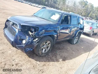 2014 Toyota 4Runner SR5 with VIN JTEZU5JRXE5080192, listed as a IAAI auction lot 41410603 with 62,840 mi miles. Bid and sale history available at carsss.com. Image 17.