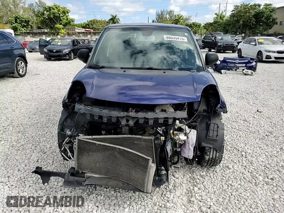 2015 FIAT 500L Urbana Trekking with VIN ZFBCFADH5FZ032080, listed as a Copart auction lot 88035415 with 88,082 mi miles and Salvage Title. Bid and sale history available at DreamBid. Image 14.