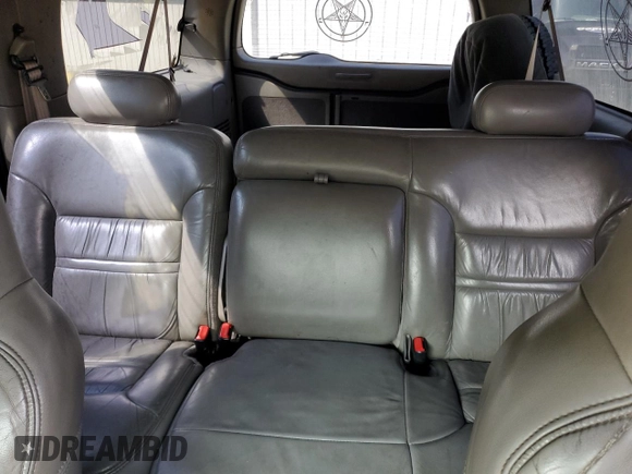 2000 Ford Excursion Limited with VIN 1FMNU43S6YEC87756, listed as a Copart auction lot 67281054 with 180,254 mi miles and Non repairable. Bid and sale history available at DreamBid. Image 10.