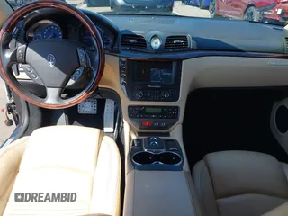 2009 Maserati GranTurismo с VIN ZAMHL45A390047969, выставлен на аукционе IAAI как лот 41864637 с пробегом 37 590 миль миль и . История ставок и продаж доступна на DreamBid. Изображение 5.