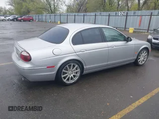 2005 Jaguar S-Type with VIN SAJWA03V451N24124, listed as a IAAI auction lot 42062179 with 286,268 mi miles and . Bid and sale history available at DreamBid. Image 4.