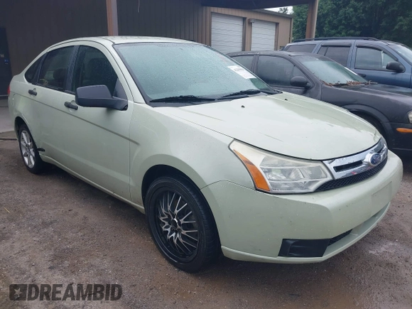 2010 Ford Focus S z VIN 1FAHP3EN0AW185692, wystawiony jako IAAI lot #42299094 z przebiegiem 163 952 mil mil oraz . Historia ofert i sprzedaży dostępna na DreamBid. Obrazek 1.
