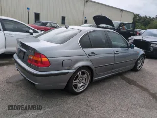 2005 BMW 3 Series 330i with VIN WBAEV53455KM42056, listed as a Copart auction lot 75910624 with 136,892 mi miles and Salvage Title. Bid and sale history available at carsss.com. Image 3.
