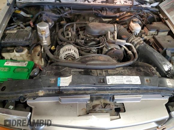 1999 Chevrolet Blazer LS with VIN 1GNCT18W8XK128169, listed as a Copart auction lot 44260965 with 104,790 mi miles and Salvage title. Bid and sale history available at DreamBid. Image 12.