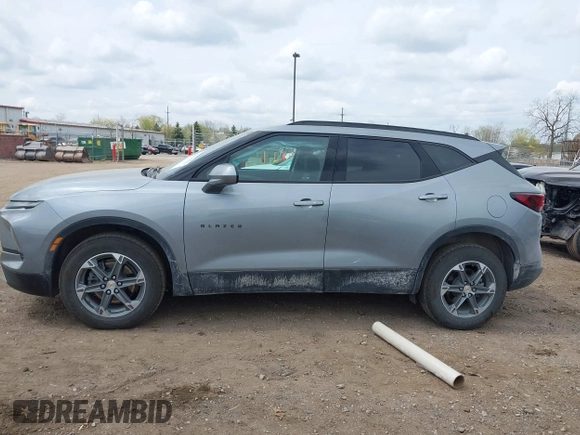 2023 Chevrolet Blazer LT с VIN 3GNKBHR40PS235497, выставлен на аукционе IAAI как лот 42124586 с пробегом 20 533 миль миль и . История ставок и продаж доступна на DreamBid. Изображение 15.