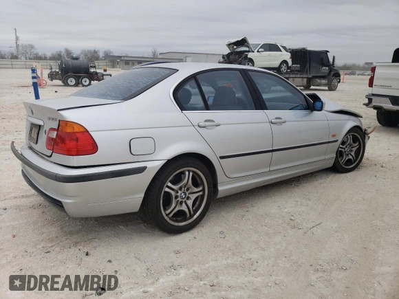 2001 BMW 3 Series 330i with VIN WBAAV53481FT00303, listed as a Copart auction lot 87118034 with 0 mi miles and Salvage Title. Bid and sale history available at carsss.com. Image 3.