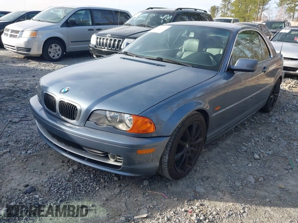 2001 BMW 3 Series 330Ci with VIN WBABS53431JU81675, listed as a IAAI auction lot 41616741 with 183,203 mi miles. Bid and sale history available at carsss.com. Image 2.