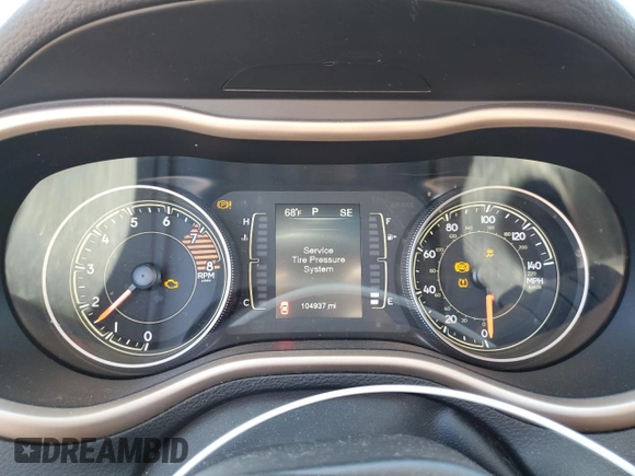 2017 Jeep Cherokee Latitude with VIN 1C4PJMCS3HW563102, listed as a Copart auction lot 46248155 with 104,937 mi miles and Clean Title. Bid and sale history available at DreamBid. Image 9.