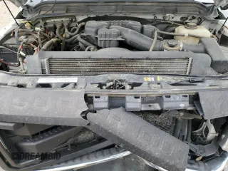 2015 Ford F-250 XL z VIN 1FTBF2A69FEA10723, wystawiony jako Copart lot #51295155 z przebiegiem 195 833 mil mil oraz Szkoda całkowita • Salvage title. Historia ofert i sprzedaży dostępna na DreamBid. Obrazek 11.