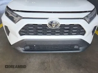 2022 Toyota RAV4 XLE with VIN 2T3P1RFV1NC258616, listed as a IAAI auction lot 42726953 with 59,003 mi miles and . Bid and sale history available at DreamBid. Image 1.