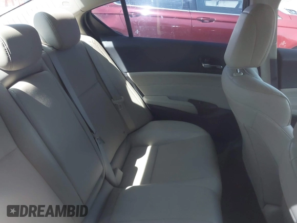 2014 Acura ILX Technology with VIN 19VDE1F73EE013345, listed as a IAAI auction lot 40193022 with 102,265 mi miles and . Bid and sale history available at DreamBid. Image 8.