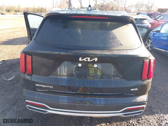 2023 Kia Sorento Hybrid EX with VIN KNDRHDLGXP5202048, listed as a IAAI auction lot 41124840 with 25,706 mi miles. Bid and sale history available at carsss.com. Image 16.