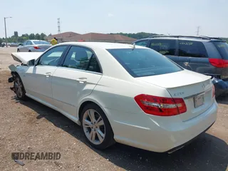 2012 Mercedes-Benz E 350 Luxury with VIN WDDHF8JB7CA620980, listed as a IAAI auction lot 42659488 with 113,301 mi miles and . Bid and sale history available at DreamBid. Image 3.