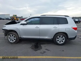 2013 Toyota Highlander with VIN 5TDZK3EH0DS111944, listed as a IAAI auction lot 41399844 with 54,696 mi miles. Bid and sale history available at carsss.com. Image 15.