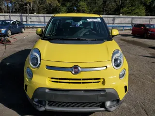 2014 FIAT 500L Trekking with VIN ZFBCFADH4EZ021618, listed as a Copart auction lot 41621115 with 130,143 mi miles and Salvage Title. Bid and sale history available at DreamBid. Image 5.