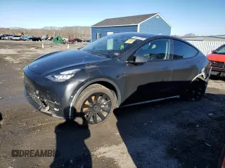 2022 Tesla Model Y Long Range z VIN 7SAYGDEE9NF371325, wystawiony jako Copart lot #46917505 z przebiegiem Nie podano mil oraz Szkoda całkowita • Salvage title. Historia ofert i sprzedaży dostępna na DreamBid. Obrazek 1.
