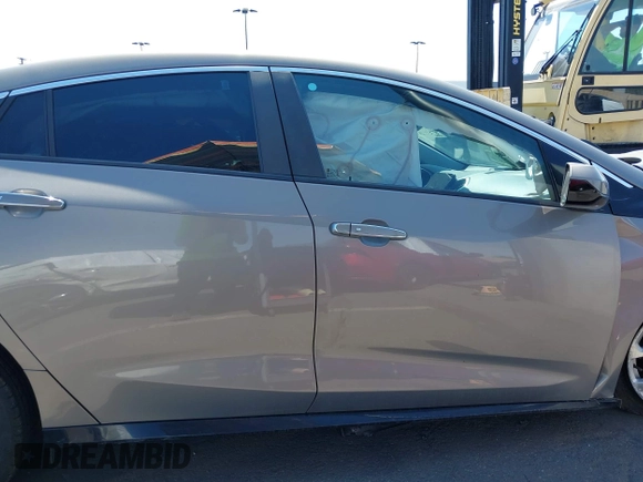 2017 Chevrolet Volt Premier with VIN 1G1RD6S55HU157494, listed as a IAAI auction lot 41837137 with 1 mi miles. Bid and sale history available at carsss.com. Image 14.