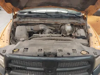 2017 Ram 2500 Tradesman z VIN 3C6TR5CT0HG711590, wystawiony jako IAAI lot #42516927 z przebiegiem 55 073 mil mil oraz . Historia ofert i sprzedaży dostępna na DreamBid. Obrazek 10.