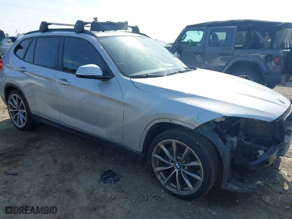 2013 BMW X1 28i with VIN WBAVM1C54DVW41570, listed as a IAAI auction lot 41909262 with 78,225 mi miles. Bid and sale history available at carsss.com. Image 1.