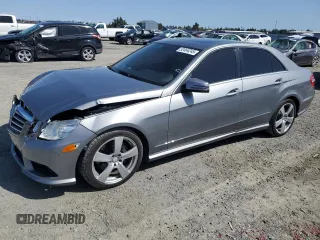 2011 Mercedes-Benz E-Class E 350 Luxury with VIN WDDHF5GB5BA453829, listed as a Copart auction lot 52464245 with 83,189 mi miles and Clean Title. Bid and sale history available at carsss.com. Image 1.