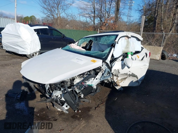 2016 Lexus IS 300 with VIN JTHCM1D20G5011711, listed as a IAAI auction lot 41218494 with 1 mi miles. Bid and sale history available at carsss.com. Image 6.