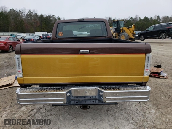 1988 Ford F-150 with VIN 1FTEX14N2JKA84275, listed as a Copart auction lot 88819435 with 89,176 mi miles and Clean Title. Bid and sale history available at carsss.com. Image 6.