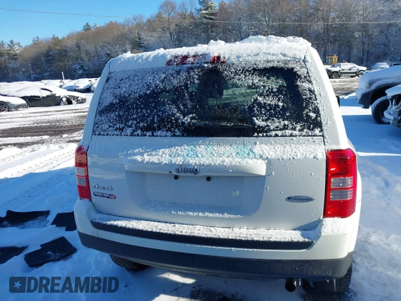 2017 Jeep Patriot High Altitude with VIN 1C4NJRFB5HD168818, listed as a IAAI auction lot 41374327 with 103,227 mi miles. Bid and sale history available at carsss.com. Image 17.
