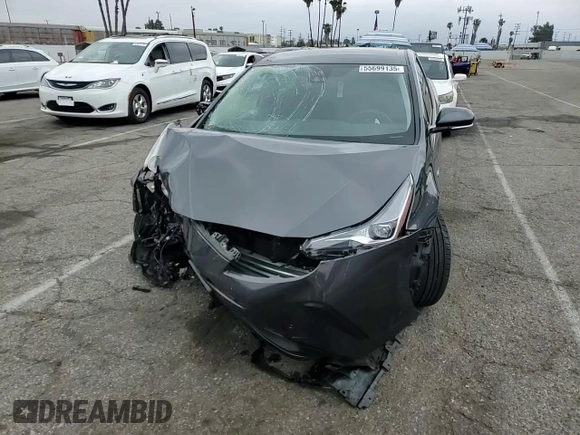 2019 Toyota Prius L Eco z VIN JTDKARFU0K3087436, wystawiony jako Copart lot #55699135 z przebiegiem Nie podano mil oraz Szkoda całkowita • Salvage title. Historia ofert i sprzedaży dostępna na DreamBid. Obrazek 13.