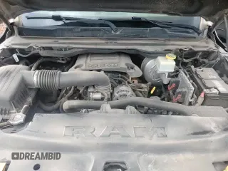 2019 Ram 1500 Laramie с VIN 1C6SRFRT8KN536528, выставлен на аукционе Copart как лот 68197045 с пробегом 98 856 миль миль и Списание • Salvage title. История ставок и продаж доступна на DreamBid. Изображение 13.